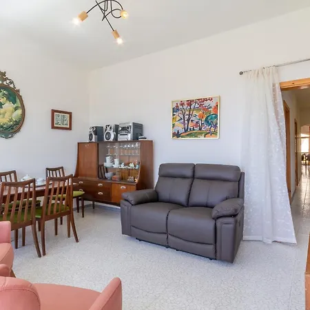 Modern Seaview Apart In Gozo - Happy شقة